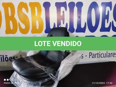 LOTE 015 - 06 – ASSENTOS PARA CADEIRAS (NO ESTADO, NÃO SABEMOS SE FUNCIONA. LEILÃO NÃO TEM GARANTIA E NEM DEVOLUÇÃO, SUJEITO A POSSÍVEIS AVARIAS VISÍVEIS/OCULTAS E/OU AUSÊNCIA DE COMPONENTES)