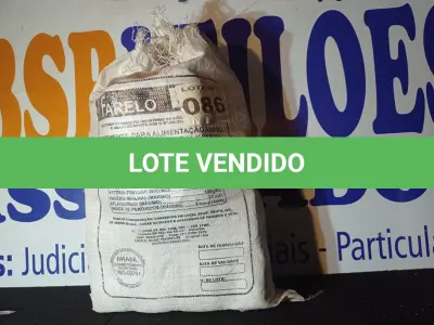 LOTE 086 - 19 - FENOS PARA ROEDORES PRENSADO 500G (NO ESTADO, NÃO SABEMOS SE FUNCIONA. LEILÃO NÃO TEM GARANTIA E NEM DEVOLUÇÃO, SUJEITO A POSSÍVEIS AVARIAS VISÍVEIS/OCULTAS E/OU AUSÊNCIA DE COMPONENTES)