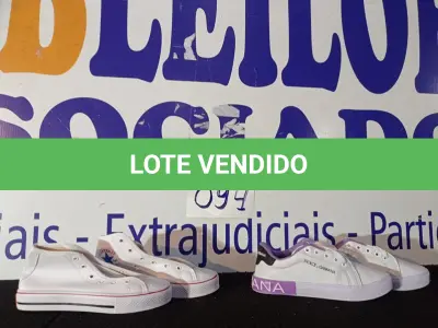 LOTE 094 - 02 – PARES DE CALÇADOS FEMININO Nº 35 (NO ESTADO, NÃO SABEMOS SE FUNCIONA. LEILÃO NÃO TEM GARANTIA E NEM DEVOLUÇÃO, SUJEITO A POSSÍVEIS AVARIAS VISÍVEIS/OCULTAS E/OU AUSÊNCIA DE COMPONENTES)