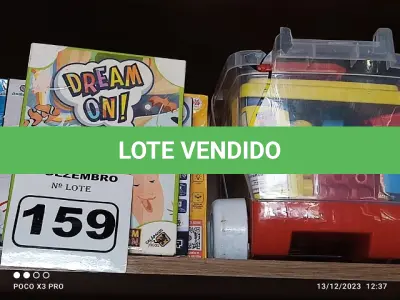 LOTE 159 - 01 LOTE COM BRINQUEDOS DIVERSOS. (NO ESTADO) ATENÇÃO! FAZER A VISITAÇÃO ANTES DE ARREMATAR, NÃO SABEMOS SE FUNCIONA. LEILÃO NÃO TEM GARANTIA E NEM DEVOLUÇÃO, SUJEITO A POSSÍVEIS AVARIAS VISÍVEIS/OCULTAS E/OU AUSÊNCIA DE COMPONENTES.