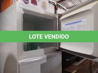 LOTE 079 - 01 GELADEIRA MARCA ELECTROLUX 220V. (NO ESTADO) ATENÇÃO! FAZER A VISITAÇÃO ANTES DE ARREMATAR, NÃO SABEMOS SE FUNCIONA. LEILÃO NÃO TEM GARANTIA E NEM DEVOLUÇÃO, SUJEITO A POSSÍVEIS AVARIAS VISÍVEIS/OCULTAS E/OU AUSÊNCIA DE COMPONENTES.