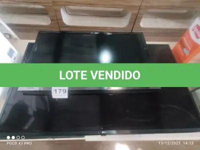 LOTE 179 - 02 TV’S MARCAS E MODELOS DIVERSOS PARA RETIRADA DE PEÇAS. (NO ESTADO) ATENÇÃO! FAZER A VISITAÇÃO ANTES DE ARREMATAR, NÃO SABEMOS SE FUNCIONA. LEILÃO NÃO TEM GARANTIA E NEM DEVOLUÇÃO, SUJEITO A POSSÍVEIS AVARIAS VISÍVEIS/OCULTAS E/OU AUSÊNCIA DE COMPONENTES.