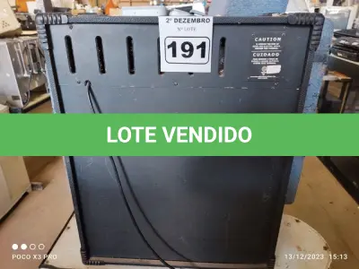 LOTE 191 - 01 CAIXA DE SOM AMPLIFICADA MARCA WATTISOM MODELO POP LINE 200. (NO ESTADO) ATENÇÃO! FAZER A VISITAÇÃO ANTES DE ARREMATAR, NÃO SABEMOS SE FUNCIONA. LEILÃO NÃO TEM GARANTIA E NEM DEVOLUÇÃO, SUJEITO A POSSÍVEIS AVARIAS VISÍVEIS/OCULTAS E/OU AUSÊNCIA DE COMPONENTES.