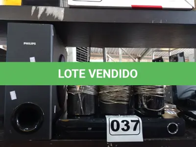 LOTE 037 - 01 DVD HOME THEATER. (NO ESTADO) ATENÇÃO! FAZER A VISITAÇÃO ANTES DE ARREMATAR, NÃO SABEMOS SE FUNCIONA. LEILÃO NÃO TEM GARANTIA E NEM DEVOLUÇÃO, SUJEITO A POSSÍVEIS AVARIAS VISÍVEIS/OCULTAS E/OU AUSÊNCIA DE COMPONENTES.
