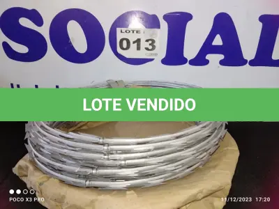 LOTE 013 - 01 – CONCERTINA (NO ESTADO, NÃO SABEMOS SE FUNCIONA. LEILÃO NÃO TEM GARANTIA E NEM DEVOLUÇÃO, SUJEITO A POSSÍVEIS AVARIAS VISÍVEIS/OCULTAS E/OU AUSÊNCIA DE COMPONENTES)