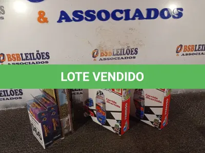 LOTE 066 - 01 LOTE COM VÁRIOS BRINQUEDOS. (NO ESTADO) ATENÇÃO! FAZER A VISITAÇÃO ANTES DE ARREMATAR, NÃO SABEMOS SE FUNCIONA. LEILÃO NÃO TEM GARANTIA E NEM DEVOLUÇÃO, SUJEITO A POSSÍVEIS AVARIAS VISÍVEIS/OCULTAS E/OU AUSÊNCIA DE COMPONENTES.