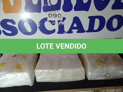 LOTE 090 - 01 – EMBALAGENS DIVERSAS (NO ESTADO, NÃO SABEMOS SE FUNCIONA. LEILÃO NÃO TEM GARANTIA E NEM DEVOLUÇÃO, SUJEITO A POSSÍVEIS AVARIAS VISÍVEIS/OCULTAS E/OU AUSÊNCIA DE COMPONENTES)