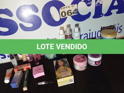 LOTE 064 - 20 – COSMÉTICOS DIVERSOS.(APROXIMADAMENTE) (NO ESTADO, NÃO SABEMOS SE FUNCIONA. LEILÃO NÃO TEM GARANTIA E NEM DEVOLUÇÃO, SUJEITO A POSSÍVEIS AVARIAS VISÍVEIS/OCULTAS E/OU AUSÊNCIA DE COMPONENTES)