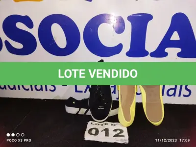 LOTE 012 - 04 – PARES DE CALÇADOS FEMININO Nº 37 (NO ESTADO, NÃO SABEMOS SE FUNCIONA. LEILÃO NÃO TEM GARANTIA E NEM DEVOLUÇÃO, SUJEITO A POSSÍVEIS AVARIAS VISÍVEIS/OCULTAS E/OU AUSÊNCIA DE COMPONENTES)