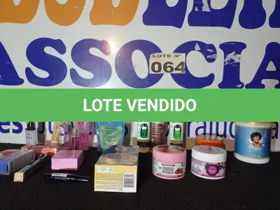 LOTE 064 - 20 – COSMÉTICOS DIVERSOS.(APROXIMADAMENTE) (NO ESTADO, NÃO SABEMOS SE FUNCIONA. LEILÃO NÃO TEM GARANTIA E NEM DEVOLUÇÃO, SUJEITO A POSSÍVEIS AVARIAS VISÍVEIS/OCULTAS E/OU AUSÊNCIA DE COMPONENTES)