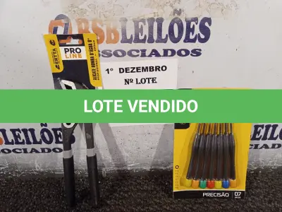 LOTE 125 - 01 ALICATE BOMBA D’AGUA 8” E 01 KIT CHAVE TORX. (NO ESTADO) ATENÇÃO! FAZER A VISITAÇÃO ANTES DE ARREMATAR, NÃO SABEMOS SE FUNCIONA. LEILÃO NÃO TEM GARANTIA E NEM DEVOLUÇÃO, SUJEITO A POSSÍVEIS AVARIAS VISÍVEIS/OCULTAS E/OU AUSÊNCIA DE COMPONENTES.