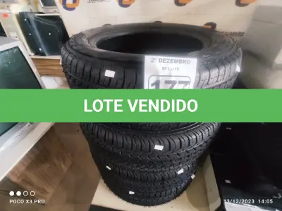 LOTE 177 - 04 PNEUS REMOLD 186/65/15. (NO ESTADO) ATENÇÃO! FAZER A VISITAÇÃO ANTES DE ARREMATAR, NÃO SABEMOS SE FUNCIONA. LEILÃO NÃO TEM GARANTIA E NEM DEVOLUÇÃO, SUJEITO A POSSÍVEIS AVARIAS VISÍVEIS/OCULTAS E/OU AUSÊNCIA DE COMPONENTES.