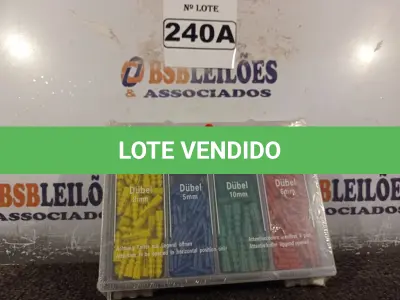 LOTE 240 - 01 KIT DE BROCAS DIVERSAS. (NO ESTADO) ATENÇÃO! FAZER A VISITAÇÃO ANTES DE ARREMATAR, NÃO SABEMOS SE FUNCIONA. LEILÃO NÃO TEM GARANTIA E NEM DEVOLUÇÃO, SUJEITO A POSSÍVEIS AVARIAS VISÍVEIS/OCULTAS E/OU AUSÊNCIA DE COMPONENTES.