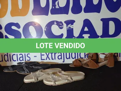 LOTE 083 - 03 – PARES DE CALÇADOS FEMININOS Nº 38 (NO ESTADO, NÃO SABEMOS SE FUNCIONA. LEILÃO NÃO TEM GARANTIA E NEM DEVOLUÇÃO, SUJEITO A POSSÍVEIS AVARIAS VISÍVEIS/OCULTAS E/OU AUSÊNCIA DE COMPONENTES)