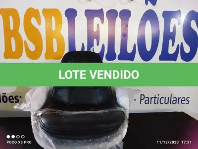LOTE 015 - 06 – ASSENTOS PARA CADEIRAS (NO ESTADO, NÃO SABEMOS SE FUNCIONA. LEILÃO NÃO TEM GARANTIA E NEM DEVOLUÇÃO, SUJEITO A POSSÍVEIS AVARIAS VISÍVEIS/OCULTAS E/OU AUSÊNCIA DE COMPONENTES)