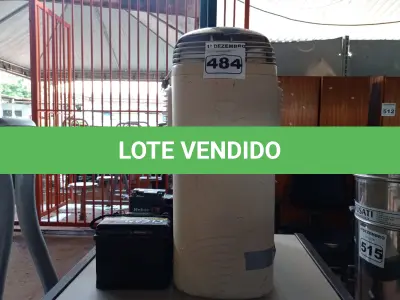 LOTE 484 - 01 AR CONDICIONADO PORTÁTIL E 07 BATERIA DIVERSAS (NO ESTADO) ATENÇÃO! FAZER A VISITAÇÃO ANTES DE ARREMATAR, NÃO SABEMOS SE FUNCIONA. LEILÃO NÃO TEM GARANTIA E NEM DEVOLUÇÃO, SUJEITO A POSSÍVEIS AVARIAS VISÍVEIS/OCULTAS E/OU AUSÊNCIA DE COMPONENTES.