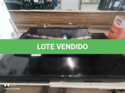 LOTE 179 - 02 TV’S MARCAS E MODELOS DIVERSOS PARA RETIRADA DE PEÇAS. (NO ESTADO) ATENÇÃO! FAZER A VISITAÇÃO ANTES DE ARREMATAR, NÃO SABEMOS SE FUNCIONA. LEILÃO NÃO TEM GARANTIA E NEM DEVOLUÇÃO, SUJEITO A POSSÍVEIS AVARIAS VISÍVEIS/OCULTAS E/OU AUSÊNCIA DE COMPONENTES.