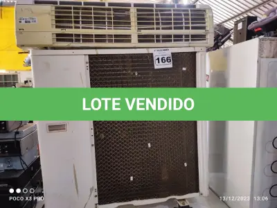 LOTE 166 - 01 AR CONDICIONADO MARCA ELECTROLUX 24000BTU. (NO ESTADO) ATENÇÃO! FAZER A VISITAÇÃO ANTES DE ARREMATAR, NÃO SABEMOS SE FUNCIONA. LEILÃO NÃO TEM GARANTIA E NEM DEVOLUÇÃO, SUJEITO A POSSÍVEIS AVARIAS VISÍVEIS/OCULTAS E/OU AUSÊNCIA DE COMPONENTES.