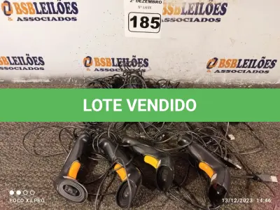 LOTE 185 - 01 LOTE COM VÁRIOS LEITORES DE CÓDIGO DE BARRAS. (NO ESTADO) ATENÇÃO! FAZER A VISITAÇÃO ANTES DE ARREMATAR, NÃO SABEMOS SE FUNCIONA. LEILÃO NÃO TEM GARANTIA E NEM DEVOLUÇÃO, SUJEITO A POSSÍVEIS AVARIAS VISÍVEIS/OCULTAS E/OU AUSÊNCIA DE COMPONENTES.