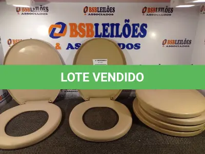 LOTE 059 - 06 ASSENTOS PARA VASO SANITÁRIO. (NO ESTADO) ATENÇÃO! FAZER A VISITAÇÃO ANTES DE ARREMATAR, NÃO SABEMOS SE FUNCIONA. LEILÃO NÃO TEM GARANTIA E NEM DEVOLUÇÃO, SUJEITO A POSSÍVEIS AVARIAS VISÍVEIS/OCULTAS E/OU AUSÊNCIA DE COMPONENTES.