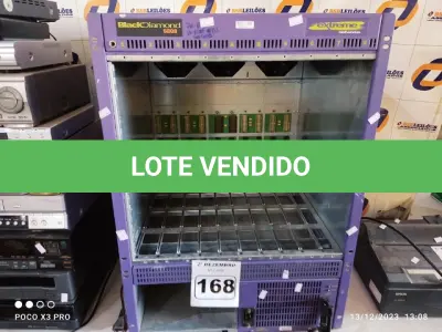 LOTE 168 - 01 SUCATA DE CENTRAL TELEFÔNICA. (NO ESTADO) ATENÇÃO! FAZER A VISITAÇÃO ANTES DE ARREMATAR, NÃO SABEMOS SE FUNCIONA. LEILÃO NÃO TEM GARANTIA E NEM DEVOLUÇÃO, SUJEITO A POSSÍVEIS AVARIAS VISÍVEIS/OCULTAS E/OU AUSÊNCIA DE COMPONENTES.
