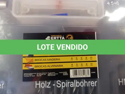 LOTE 240 - 01 KIT DE BROCAS DIVERSAS. (NO ESTADO) ATENÇÃO! FAZER A VISITAÇÃO ANTES DE ARREMATAR, NÃO SABEMOS SE FUNCIONA. LEILÃO NÃO TEM GARANTIA E NEM DEVOLUÇÃO, SUJEITO A POSSÍVEIS AVARIAS VISÍVEIS/OCULTAS E/OU AUSÊNCIA DE COMPONENTES.