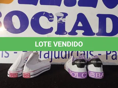 LOTE 094 - 02 – PARES DE CALÇADOS FEMININO Nº 35 (NO ESTADO, NÃO SABEMOS SE FUNCIONA. LEILÃO NÃO TEM GARANTIA E NEM DEVOLUÇÃO, SUJEITO A POSSÍVEIS AVARIAS VISÍVEIS/OCULTAS E/OU AUSÊNCIA DE COMPONENTES)