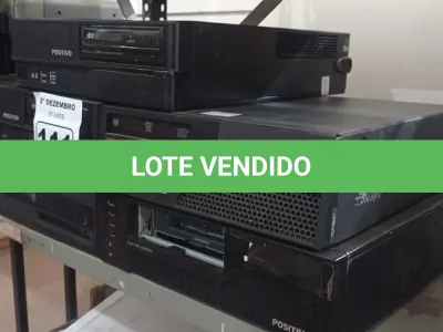 LOTE 111 - 05 CPU’S MARCAS E MODELOS DIVERSOS. (NO ESTADO) ATENÇÃO! FAZER A VISITAÇÃO ANTES DE ARREMATAR, NÃO SABEMOS SE FUNCIONA. LEILÃO NÃO TEM GARANTIA E NEM DEVOLUÇÃO, SUJEITO A POSSÍVEIS AVARIAS VISÍVEIS/OCULTAS E/OU AUSÊNCIA DE COMPONENTES.