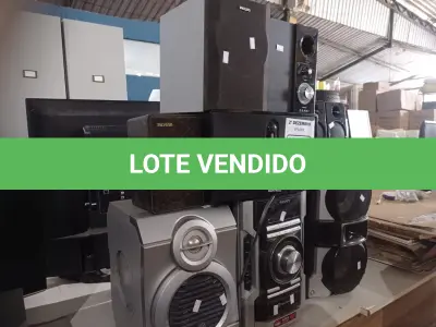 LOTE 084 - 01 APARELHO DE SOM, 02 SUBWOOFER E 05 CAIXAS DE SOM MARCAS E MODELOS DIVERSOS.  (NO ESTADO) ATENÇÃO! FAZER A VISITAÇÃO ANTES DE ARREMATAR, NÃO SABEMOS SE FUNCIONA. LEILÃO NÃO TEM GARANTIA E NEM DEVOLUÇÃO, SUJEITO A POSSÍVEIS AVARIAS VISÍVEIS/OCULTAS E/OU AUSÊNCIA DE COMPONENTES.