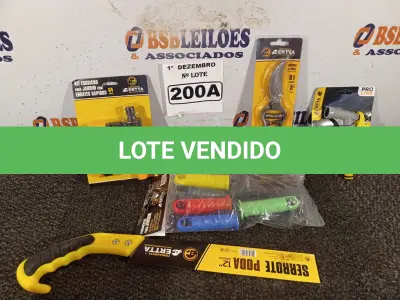 LOTE 200 - 01 KIT PARA JARDINAGEM. (NO ESTADO) ATENÇÃO! FAZER A VISITAÇÃO ANTES DE ARREMATAR, NÃO SABEMOS SE FUNCIONA. LEILÃO NÃO TEM GARANTIA E NEM DEVOLUÇÃO, SUJEITO A POSSÍVEIS AVARIAS VISÍVEIS/OCULTAS E/OU AUSÊNCIA DE COMPONENTES.