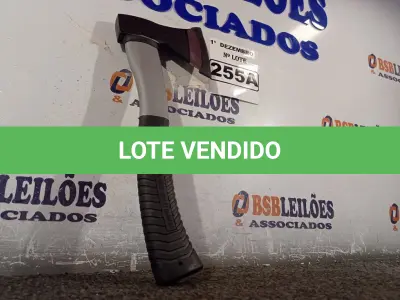 LOTE 255 - 01 MACHADINHA CAÇA E PESCA COM CABO EMBORRACHADO. (NO ESTADO) ATENÇÃO! FAZER A VISITAÇÃO ANTES DE ARREMATAR, NÃO SABEMOS SE FUNCIONA. LEILÃO NÃO TEM GARANTIA E NEM DEVOLUÇÃO, SUJEITO A POSSÍVEIS AVARIAS VISÍVEIS/OCULTAS E/OU AUSÊNCIA DE COMPONENTES.