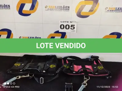 LOTE 005 - 05 - COLEIRAS PEITORAL CACHORRO (NO ESTADO, NÃO SABEMOS SE FUNCIONA. LEILÃO NÃO TEM GARANTIA E NEM DEVOLUÇÃO, SUJEITO A POSSÍVEIS AVARIAS VISÍVEIS/OCULTAS E/OU AUSÊNCIA DE COMPONENTES)