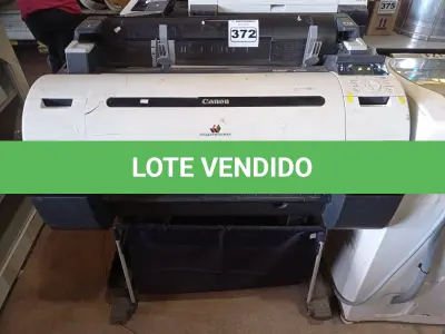 LOTE 372 - 01 PLOTTER MARCA CANON MODELO IPF670. (NO ESTADO) ATENÇÃO! FAZER A VISITAÇÃO ANTES DE ARREMATAR, NÃO SABEMOS SE FUNCIONA. LEILÃO NÃO TEM GARANTIA E NEM DEVOLUÇÃO, SUJEITO A POSSÍVEIS AVARIAS VISÍVEIS/OCULTAS E/OU AUSÊNCIA DE COMPONENTES.