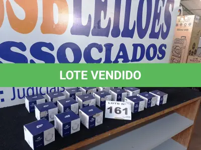 LOTE 161 - 18 – MINI BOMBONIERE EM VIDRO (NO ESTADO, NÃO SABEMOS SE FUNCIONA. LEILÃO NÃO TEM GARANTIA E NEM DEVOLUÇÃO, SUJEITO A POSSÍVEIS AVARIAS VISÍVEIS/OCULTAS E/OU AUSÊNCIA DE COMPONENTES)