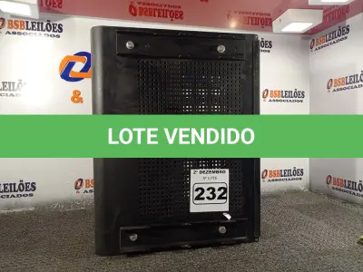 LOTE 232 - 01 CAIXA SUPORTE PARA PROJETOR. (NO ESTADO) ATENÇÃO! FAZER A VISITAÇÃO ANTES DE ARREMATAR, NÃO SABEMOS SE FUNCIONA. LEILÃO NÃO TEM GARANTIA E NEM DEVOLUÇÃO, SUJEITO A POSSÍVEIS AVARIAS VISÍVEIS/OCULTAS E/OU AUSÊNCIA DE COMPONENTES.