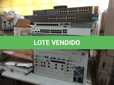 LOTE 259 - 01 LOTE COM VÁRIAS SWITCHES, PLACAS E PERIFÉRICOS DIVERSOS. (NO ESTADO) ATENÇÃO! FAZER A VISITAÇÃO ANTES DE ARREMATAR, NÃO SABEMOS SE FUNCIONA. LEILÃO NÃO TEM GARANTIA E NEM DEVOLUÇÃO, SUJEITO A POSSÍVEIS AVARIAS VISÍVEIS/OCULTAS E/OU AUSÊNCIA DE COMPONENTES.
