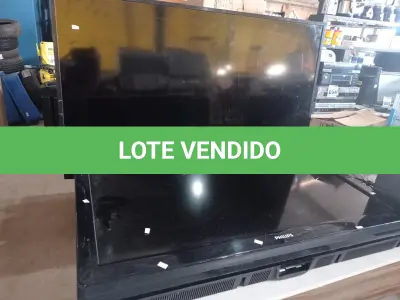 LOTE 122 - 02 TV’S MARCAS E MODELOS DIVERSOS PARA RETIRADA DE PEÇAS. (NO ESTADO) ATENÇÃO! FAZER A VISITAÇÃO ANTES DE ARREMATAR, NÃO SABEMOS SE FUNCIONA. LEILÃO NÃO TEM GARANTIA E NEM DEVOLUÇÃO, SUJEITO A POSSÍVEIS AVARIAS VISÍVEIS/OCULTAS E/OU AUSÊNCIA DE COMPONENTES.
