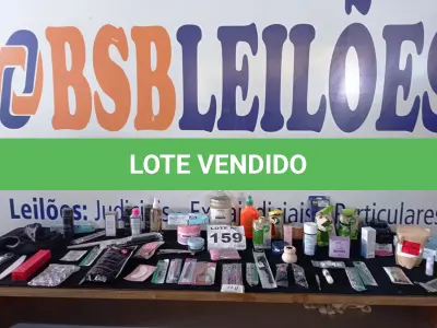 LOTE 159 - 57 - COSMÉTICOS DIVERSOS  (APROXIMADAMENTE)(NO ESTADO, NÃO SABEMOS SE FUNCIONA. LEILÃO NÃO TEM GARANTIA E NEM DEVOLUÇÃO, SUJEITO A POSSÍVEIS AVARIAS VISÍVEIS/OCULTAS E/OU AUSÊNCIA DE COMPONENTES)