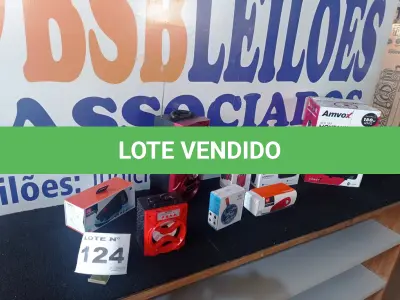 LOTE 124 - 08 - CAIXAS DE SOM DIVERSAS (NO ESTADO, NÃO SABEMOS SE FUNCIONA. LEILÃO NÃO TEM GARANTIA E NEM DEVOLUÇÃO, SUJEITO A POSSÍVEIS AVARIAS VISÍVEIS/OCULTAS E/OU AUSÊNCIA DE COMPONENTES)