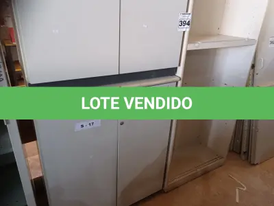 LOTE 394 - 02 ARMÁRIOS BAIXOS E 01 ARMÁRIO ALTO EM MADEIRA INCOMPLETO. (NO ESTADO) ATENÇÃO! FAZER A VISITAÇÃO ANTES DE ARREMATAR, NÃO SABEMOS SE FUNCIONA. LEILÃO NÃO TEM GARANTIA E NEM DEVOLUÇÃO, SUJEITO A POSSÍVEIS AVARIAS VISÍVEIS/OCULTAS E/OU AUSÊNCIA DE COMPONENTES.