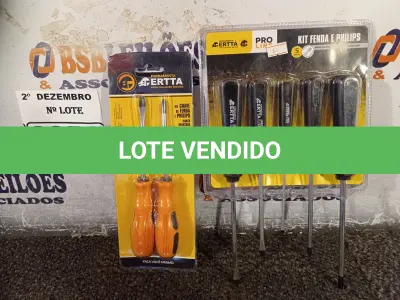 LOTE 085 - 02 KIT’S DE CHAVES FENDA/PHILIPS. (NO ESTADO) ATENÇÃO! FAZER A VISITAÇÃO ANTES DE ARREMATAR, NÃO SABEMOS SE FUNCIONA. LEILÃO NÃO TEM GARANTIA E NEM DEVOLUÇÃO, SUJEITO A POSSÍVEIS AVARIAS VISÍVEIS/OCULTAS E/OU AUSÊNCIA DE COMPONENTES.