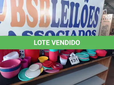 LOTE 131 - 90 – UTENSÍLIOS DE COZINHA DIVERSOS (APROXIMADAMENTE)(NO ESTADO, NÃO SABEMOS SE FUNCIONA. LEILÃO NÃO TEM GARANTIA E NEM DEVOLUÇÃO, SUJEITO A POSSÍVEIS AVARIAS VISÍVEIS/OCULTAS E/OU AUSÊNCIA DE COMPONENTES)
