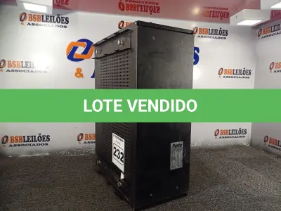 LOTE 232 - 01 CAIXA SUPORTE PARA PROJETOR. (NO ESTADO) ATENÇÃO! FAZER A VISITAÇÃO ANTES DE ARREMATAR, NÃO SABEMOS SE FUNCIONA. LEILÃO NÃO TEM GARANTIA E NEM DEVOLUÇÃO, SUJEITO A POSSÍVEIS AVARIAS VISÍVEIS/OCULTAS E/OU AUSÊNCIA DE COMPONENTES.