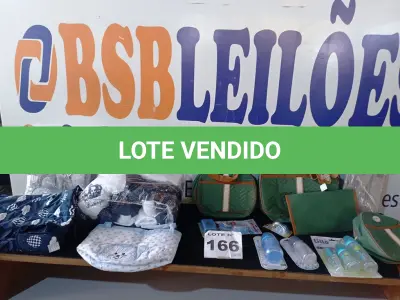 LOTE 166 - 20 - ENXOVAIS DE BEBÊ DIVERSOS (NO ESTADO, NÃO SABEMOS SE FUNCIONA. LEILÃO NÃO TEM GARANTIA E NEM DEVOLUÇÃO, SUJEITO A POSSÍVEIS AVARIAS VISÍVEIS/OCULTAS E/OU AUSÊNCIA DE COMPONENTES)