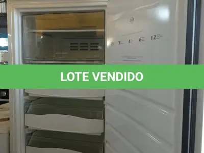 LOTE 284 - 01 FREEZER VERTICAL MARCA BRASTEMP 220V. (NO ESTADO) ATENÇÃO! FAZER A VISITAÇÃO ANTES DE ARREMATAR, NÃO SABEMOS SE FUNCIONA. LEILÃO NÃO TEM GARANTIA E NEM DEVOLUÇÃO, SUJEITO A POSSÍVEIS AVARIAS VISÍVEIS/OCULTAS E/OU AUSÊNCIA DE COMPONENTES.