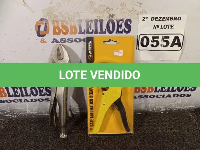 LOTE 055 - 01 ALICATE DECAPADOR DE FIOS E 01 ALICATE DE PRESSÃO. (NO ESTADO) ATENÇÃO! FAZER A VISITAÇÃO ANTES DE ARREMATAR, NÃO SABEMOS SE FUNCIONA. LEILÃO NÃO TEM GARANTIA E NEM DEVOLUÇÃO, SUJEITO A POSSÍVEIS AVARIAS VISÍVEIS/OCULTAS E/OU AUSÊNCIA DE COMPONENTES.