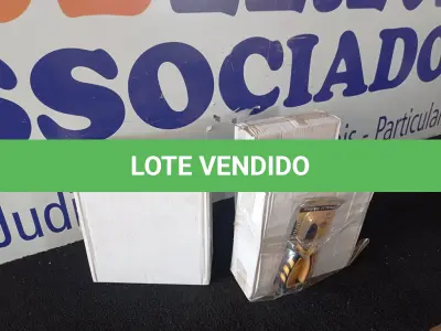 LOTE 141 - 37 – ALICATES DE CORTES  (APROXIMADAMENTE)(NO ESTADO, NÃO SABEMOS SE FUNCIONA. LEILÃO NÃO TEM GARANTIA E NEM DEVOLUÇÃO, SUJEITO A POSSÍVEIS AVARIAS VISÍVEIS/OCULTAS E/OU AUSÊNCIA DE COMPONENTES)