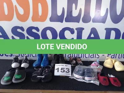 LOTE 153 - 10 - CALÇADOS INFANTIS (NO ESTADO, NÃO SABEMOS SE FUNCIONA. LEILÃO NÃO TEM GARANTIA E NEM DEVOLUÇÃO, SUJEITO A POSSÍVEIS AVARIAS VISÍVEIS/OCULTAS E/OU AUSÊNCIA DE COMPONENTES) 