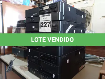 LOTE 227 - 05 CPU’S MARCAS POSITIVO. (NO ESTADO) ATENÇÃO! FAZER A VISITAÇÃO ANTES DE ARREMATAR, NÃO SABEMOS SE FUNCIONA. LEILÃO NÃO TEM GARANTIA E NEM DEVOLUÇÃO, SUJEITO A POSSÍVEIS AVARIAS VISÍVEIS/OCULTAS E/OU AUSÊNCIA DE COMPONENTES.