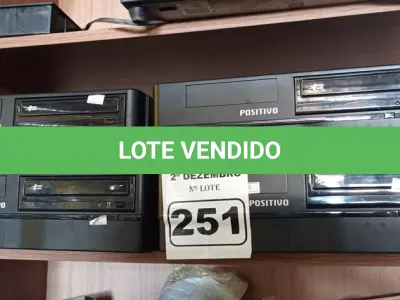 LOTE 251 - 04 CPU’S MARCAS POSITIVO. (NO ESTADO) ATENÇÃO! FAZER A VISITAÇÃO ANTES DE ARREMATAR, NÃO SABEMOS SE FUNCIONA. LEILÃO NÃO TEM GARANTIA E NEM DEVOLUÇÃO, SUJEITO A POSSÍVEIS AVARIAS VISÍVEIS/OCULTAS E/OU AUSÊNCIA DE COMPONENTES.